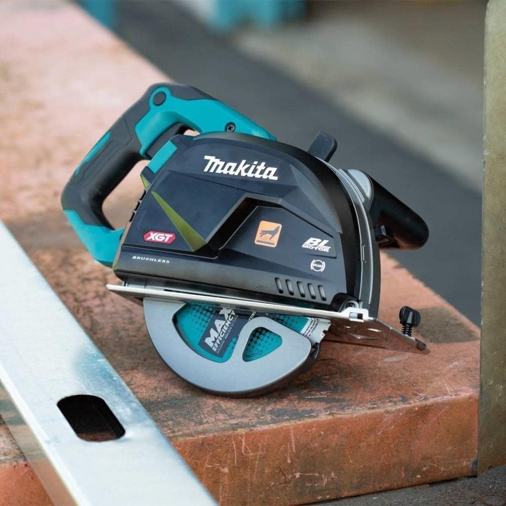 Makita 40V Max Xgt 7 1/4 inches Metal Cutting Saw With Electric Brake & Chip Collector Bare Tool