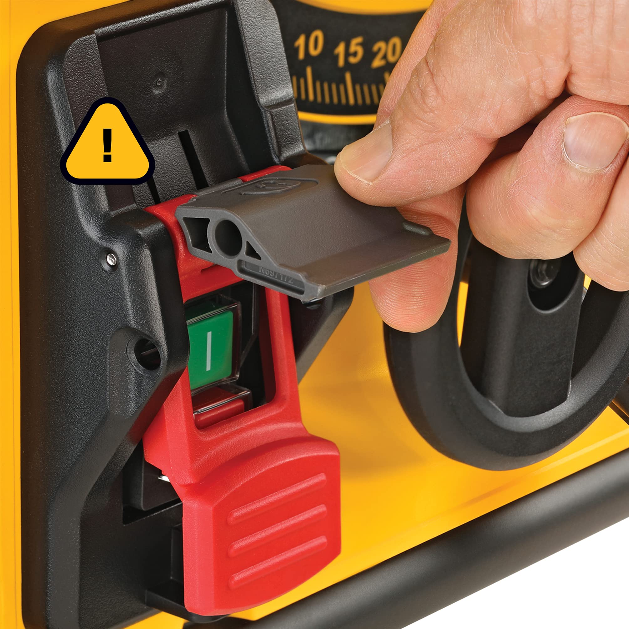 Dewalt DWE7485R 120V 15 Amp Compact 8-1/4 in. Corded Jobsite Table Saw (Renewed)