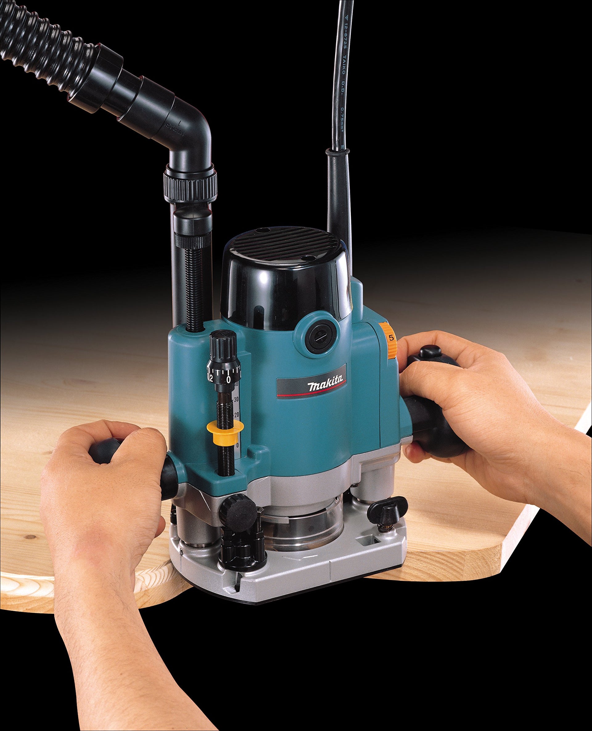 Makita RP1110CJFA Router 1100 W